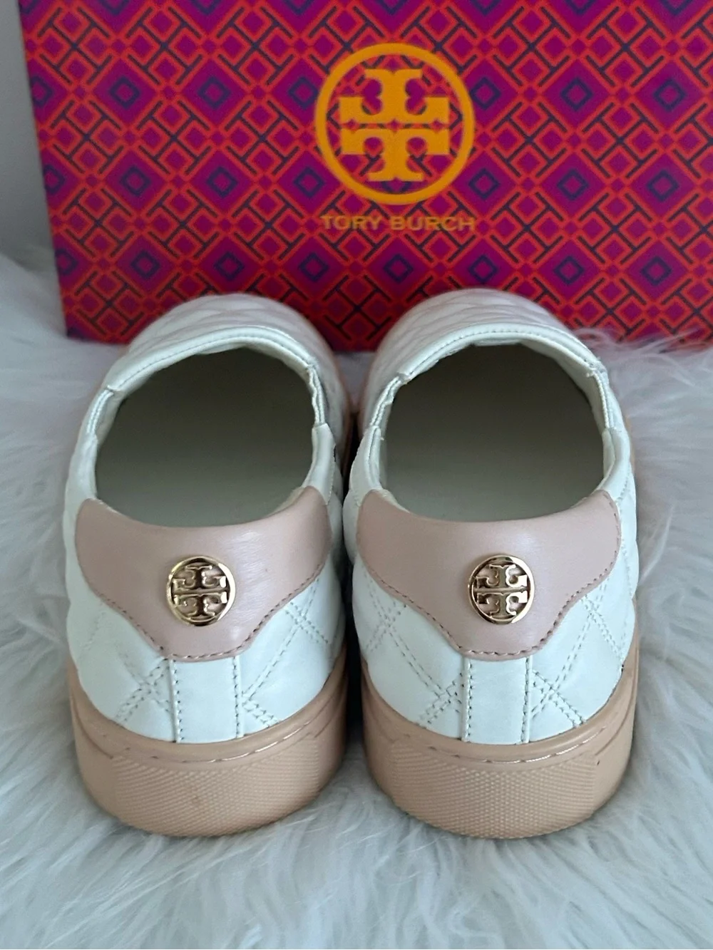 Tory Burch tory burch